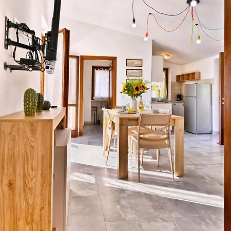 Villino Giuliana By Theater Apartman Campione del Garda