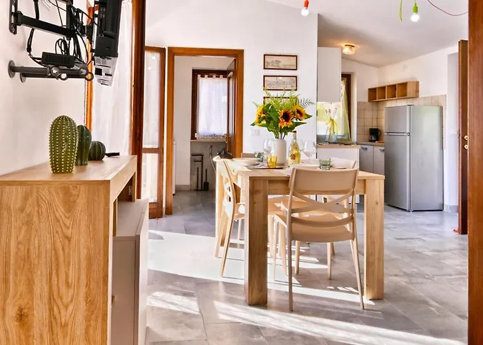 Villino Giuliana By Theater Apartamento Tignale